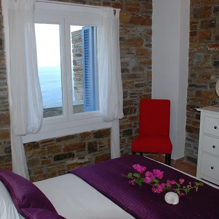 Andros Prive Aparthotel 3*